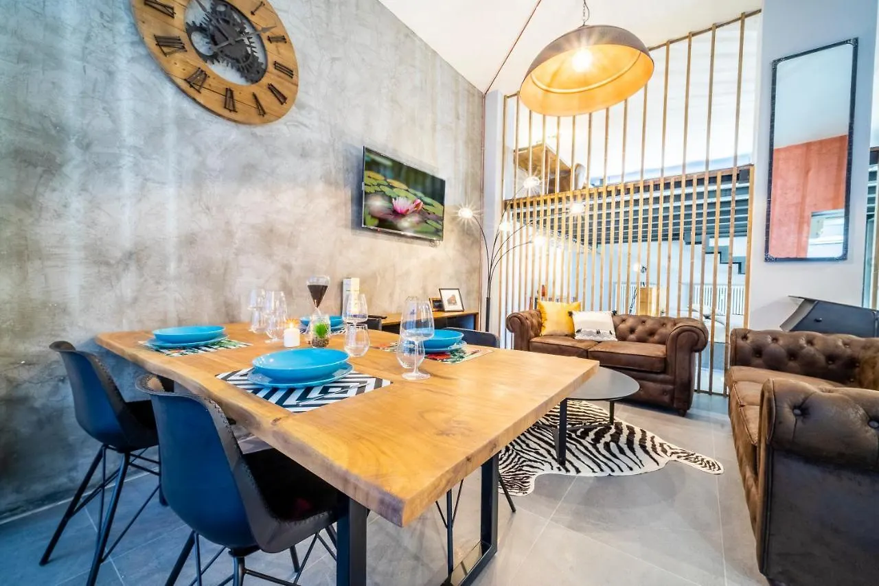 Apartment Capriccio - Luxury Loft Corso Sempione Jacuzzi Aparthotel-Wifi Milan