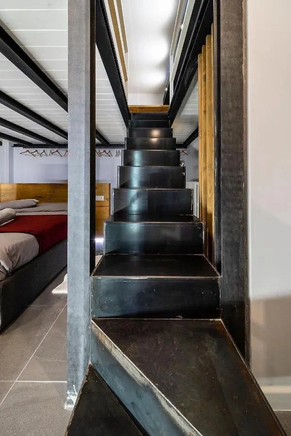 Capriccio - Luxury Loft Corso Sempione Jacuzzi Aparthotel-Wifi Milan Apartment